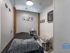 Pronájem obchodního prostoru, Plzeň - Vnitřní Město, Sedláčkova, 74 m2