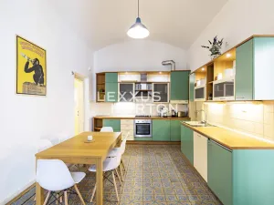 Pronájem bytu 5+1, Praha - Nové Město, Masarykovo nábřeží, 157 m2