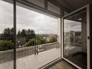 Pronájem bytu 1+kk, Říčany, Komenského náměstí, 35 m2