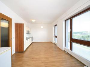 Pronájem bytu 1+kk, Praha - Liboc, Evropská, 33 m2