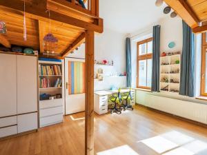Prodej bytu 3+1, Trutnov, Jiráskovo náměstí, 75 m2