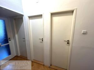 Pronájem bytu 1+1, Praha - Strašnice, Nedvězská, 40 m2