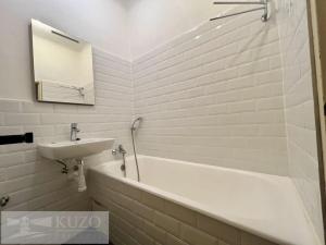 Pronájem bytu 1+1, Praha - Strašnice, Nedvězská, 40 m2
