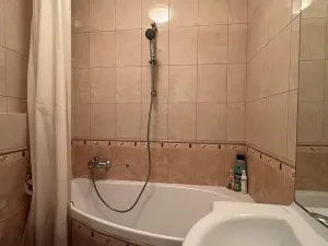 Prodej bytu 4+kk, Karlovy Vary, Sadová, 100 m2