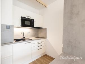 Pronájem bytu 2+kk, Praha - Modřany, Pertoldova, 41 m2