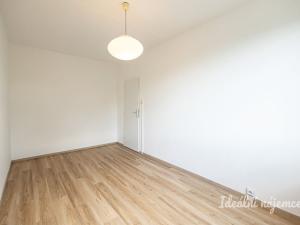 Pronájem bytu 2+kk, Praha - Modřany, Pertoldova, 41 m2