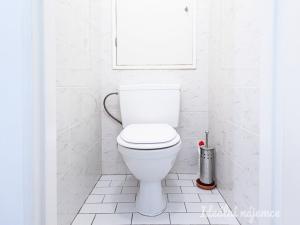 Pronájem bytu 2+kk, Praha - Modřany, Pertoldova, 41 m2