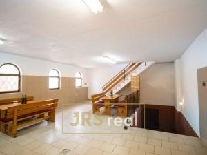 Prodej ubytování, Velké Bílovice, 285 m2