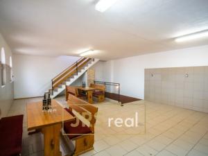 Prodej ubytování, Velké Bílovice, 285 m2