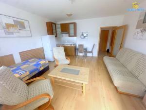 Pronájem bytu 1+kk, Praha - Kunratice, V Zeleném údolí, 35 m2
