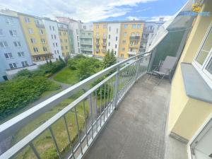Pronájem bytu 1+kk, Praha - Kunratice, V Zeleném údolí, 35 m2