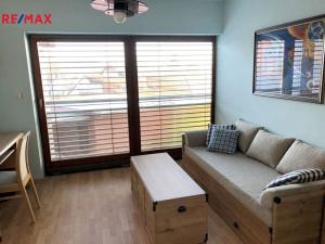 Pronájem rodinného domu, Praha - Hloubětín, Šestajovická, 320 m2