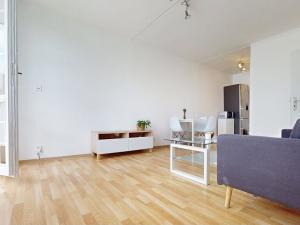Pronájem bytu 2+kk, Kladno, V Bažantnici, 44 m2