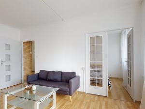 Pronájem bytu 2+kk, Kladno, V Bažantnici, 44 m2