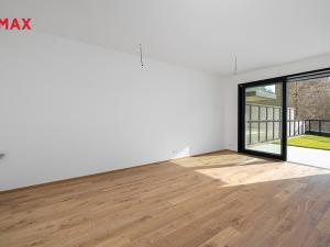 Prodej bytu 2+kk, Praha - Modřany, Československého exilu, 50 m2