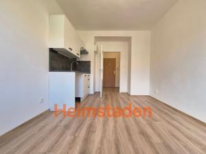 Pronájem bytu 1+kk, Havířov - Město, Hlavní třída, 21 m2
