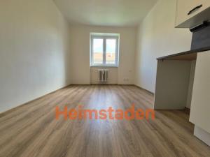 Pronájem bytu 1+kk, Havířov - Město, Hlavní třída, 21 m2