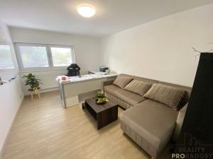 Pronájem kanceláře, Olomouc, U pekárny, 64 m2