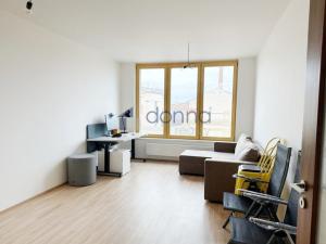 Pronájem bytu 2+kk, Praha - Smíchov, Nádražní, 65 m2