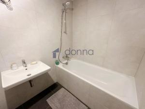 Pronájem bytu 2+kk, Praha - Smíchov, Nádražní, 65 m2