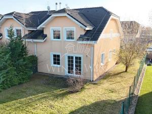 Prodej rodinného domu, Větrušice, Skalní, 140 m2