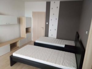 Pronájem bytu 3+1, Olomouc - Lazce, Dlouhá, 71 m2
