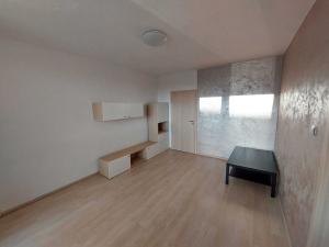 Pronájem bytu 3+1, Olomouc - Lazce, Dlouhá, 71 m2