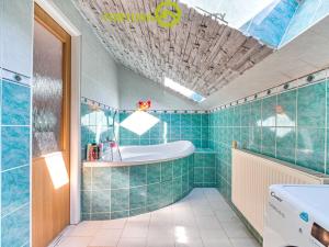 Prodej vícegeneračního domu, Studénka, 2. května, 318 m2