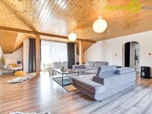 Prodej vícegeneračního domu, Studénka, 2. května, 318 m2