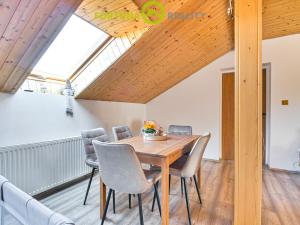 Prodej vícegeneračního domu, Studénka, 2. května, 318 m2