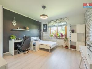 Prodej bytu 4+kk, Průhonice, Školní, 95 m2