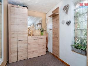 Prodej rodinného domu, Neratovice - Mlékojedy, Hlavní, 174 m2