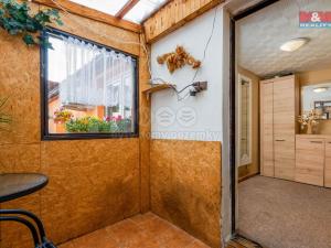 Prodej rodinného domu, Neratovice - Mlékojedy, Hlavní, 174 m2