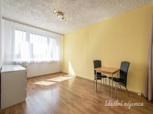 Pronájem bytu 2+kk, Praha - Prosek, Ctěnická, 39 m2