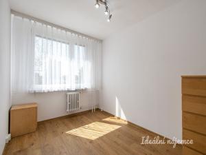 Pronájem bytu 2+kk, Praha - Prosek, Ctěnická, 39 m2
