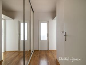 Pronájem bytu 2+kk, Praha - Prosek, Ctěnická, 39 m2