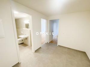 Pronájem bytu 2+kk, Praha - Vysočany, Smržových, 51 m2