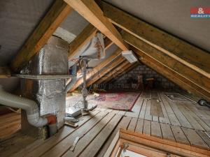 Prodej rodinného domu, Záryby, 200 m2