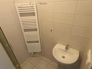 Pronájem bytu 2+kk, České Budějovice - České Budějovice 3, Pražská tř., 38 m2