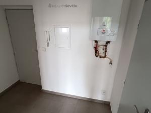 Pronájem bytu 2+kk, České Budějovice - České Budějovice 3, Pražská tř., 38 m2