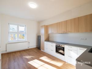 Pronájem bytu 3+1, Praha - Strašnice, Saratovská, 93 m2