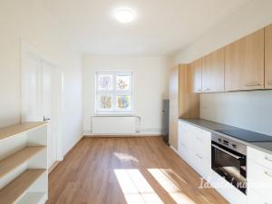 Pronájem bytu 3+1, Praha - Strašnice, Saratovská, 93 m2