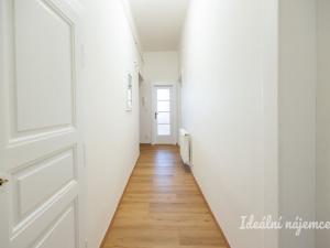 Pronájem bytu 3+1, Praha - Strašnice, Saratovská, 93 m2