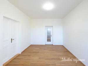 Pronájem bytu 3+1, Praha - Strašnice, Saratovská, 93 m2