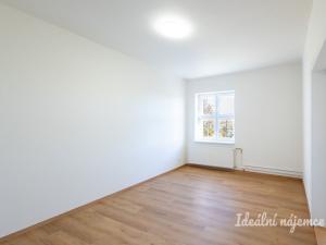 Pronájem bytu 3+1, Praha - Strašnice, Saratovská, 93 m2