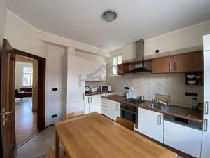 Pronájem bytu 3+1, Praha - Staré Město, Havelská, 89 m2