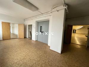 Pronájem skladu, Brno - Slatina, Vlárská, 1162 m2