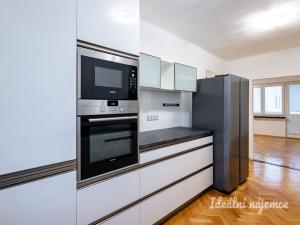 Pronájem bytu 3+1, Praha - Záběhlice, Hlavní, 72 m2