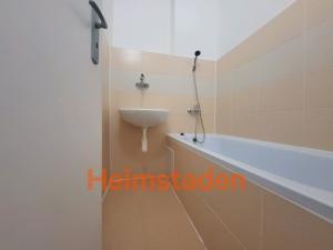Pronájem bytu 2+1, Karviná - Nové Město, tř. Osvobození, 56 m2