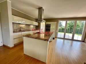 Pronájem rodinného domu, Průhonice, Bohumila Kavky, 300 m2